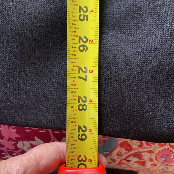 Giorgio Armani 3 piece suit. Jacket, sleeveless top, pants, size 14. - Picture 15 of 15